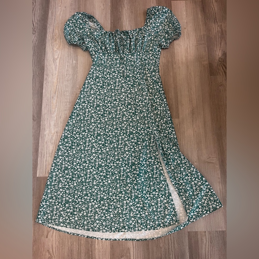 Women’s dress